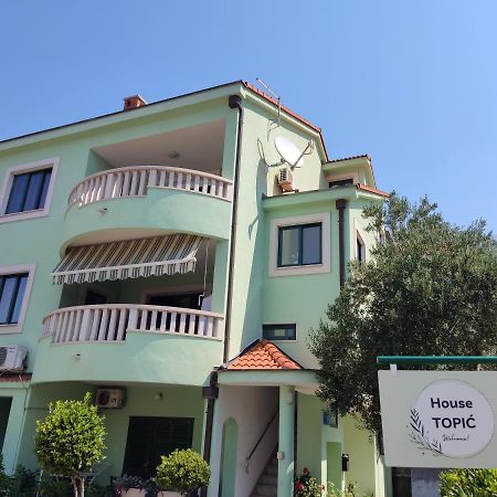 House Topic Baška Voda Екстериор снимка